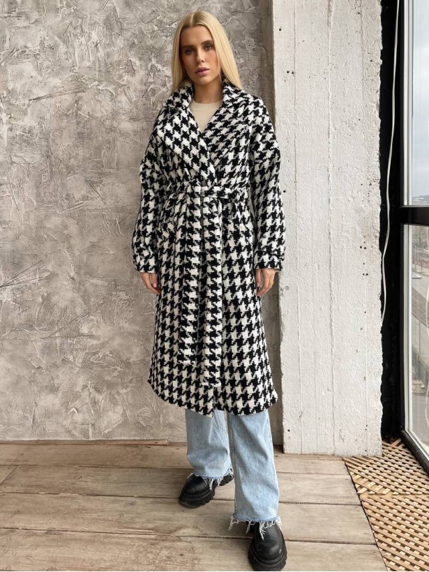 Houndstooth tweed midi coat