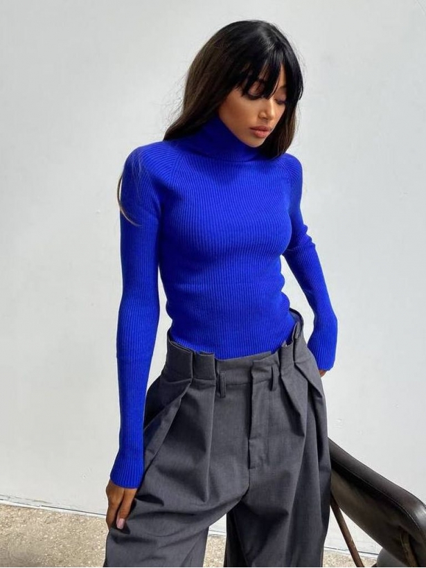 Viscose ribbed turtleneck