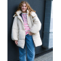 Пуховик зимовий айворі з капюшоном