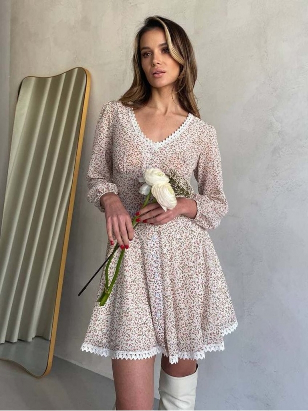 Міні сукня в квіточку з мереживним кантом