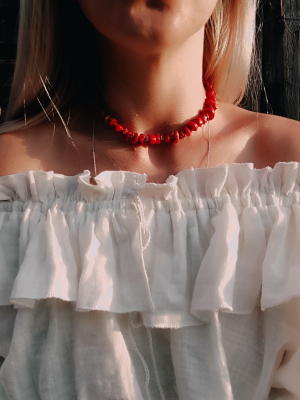 Червоне намисто з коралів