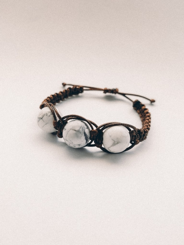 Brown natural Howlit stone bracelet