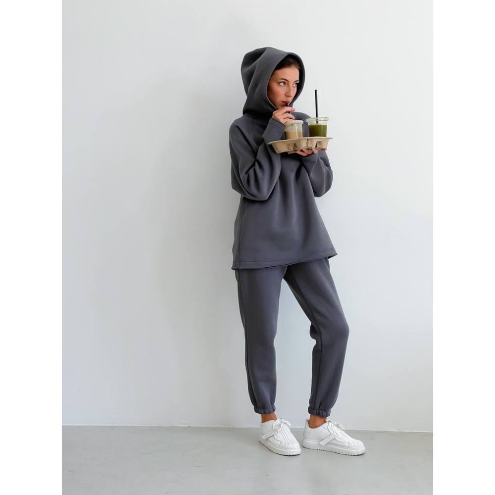 Графітовий спортивний костюм з капюшоном Графітовий спортивний костюм з капюшоном