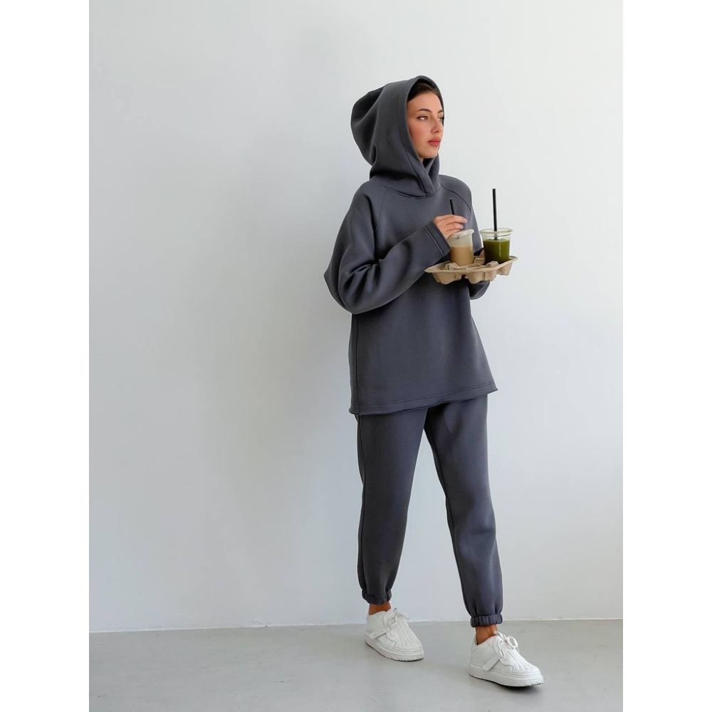 Графітовий спортивний костюм з капюшоном Графітовий спортивний костюм з капюшоном