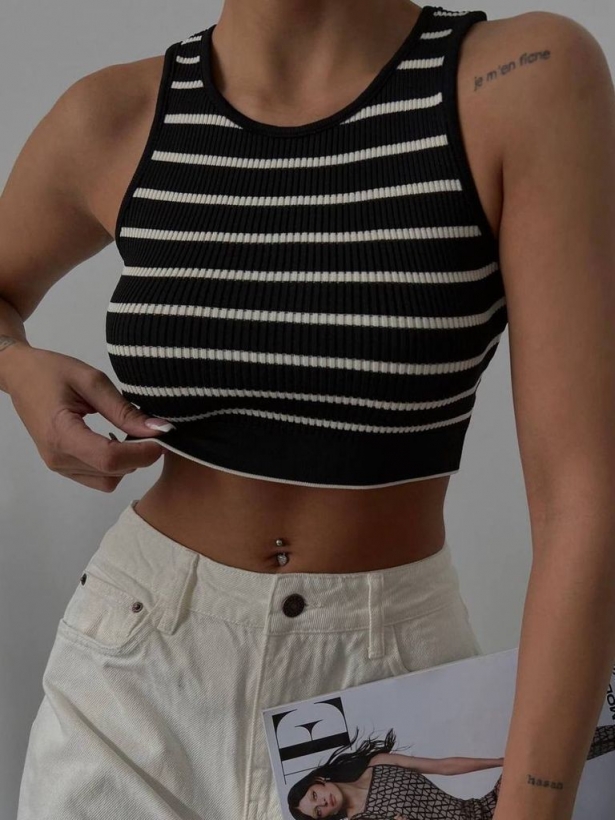 Striped ribbed crop top