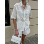 Білий костюм з шортами з прошви