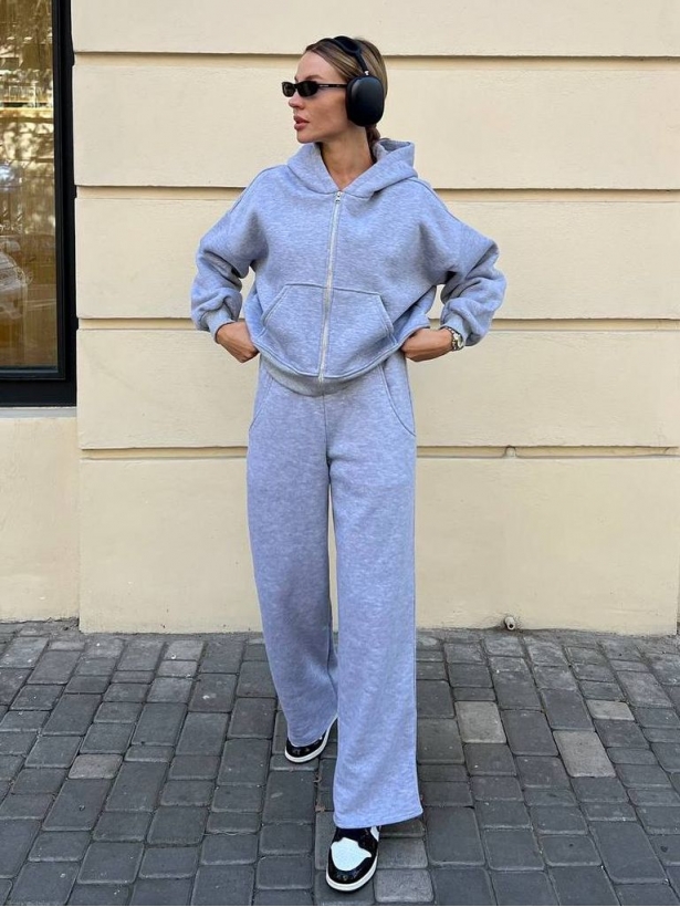 Gray warm sports suit with straight pants