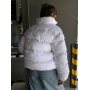 Біла зимова коротка куртка на пуху