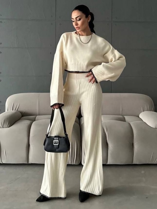 Crop sweater wide trousers knitted suit