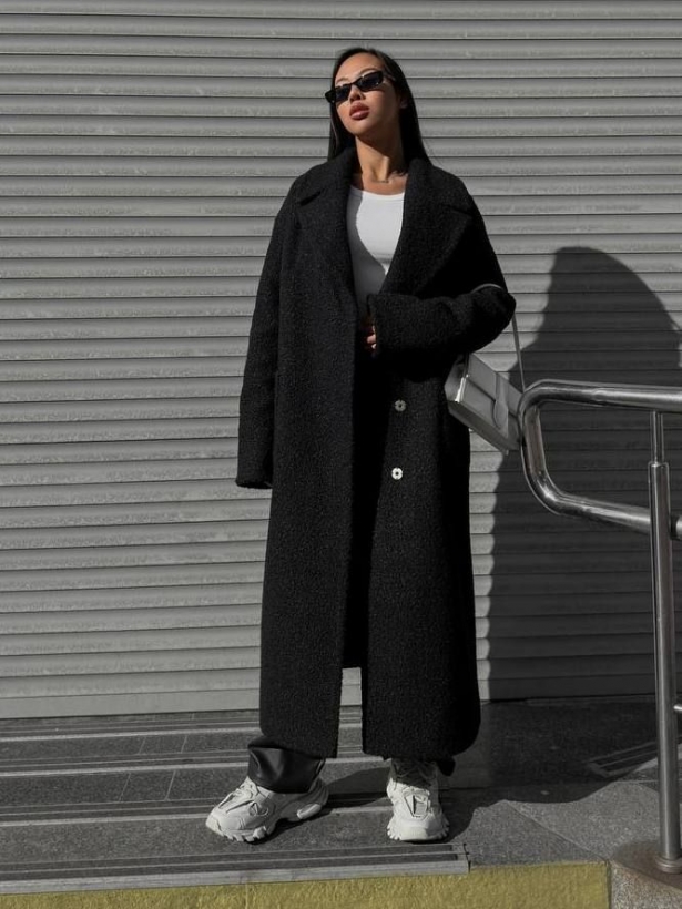 Midi bouclé winter coat