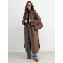 Довге коричневе пальто кімоно з утепленням