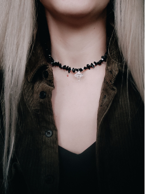 Обсидіановий чокер з підвіскою грибом