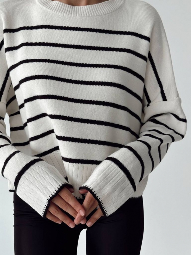 Cropped thin stripe sweater