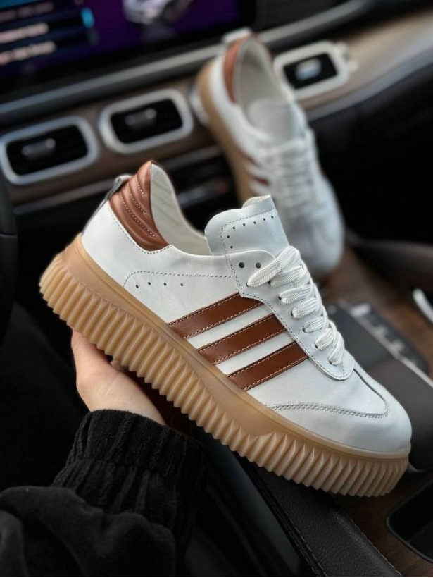 White brown stripes beige sole leather sneakers
