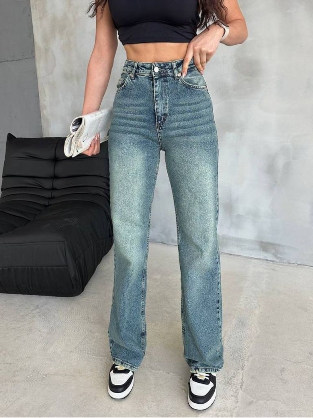 Vintage style fading effect blue jeans