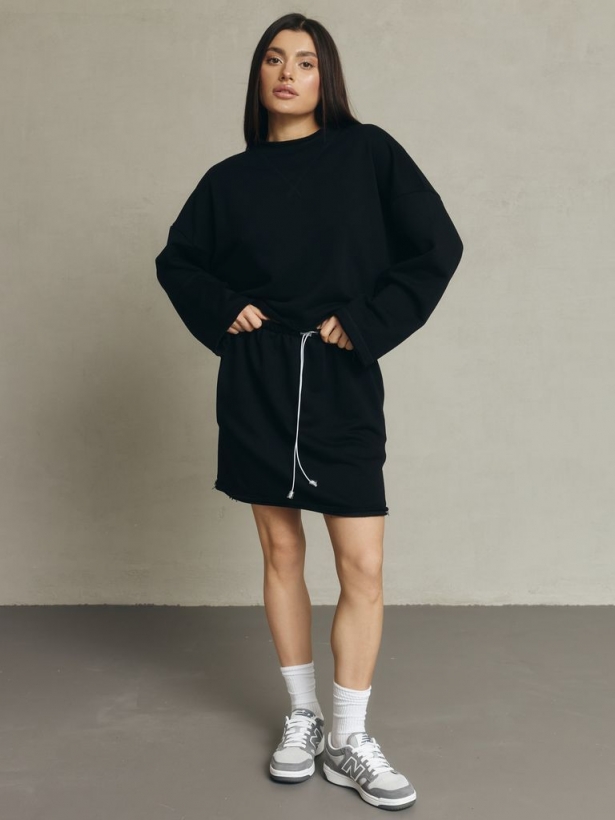 Sporty cotton sweatshirt and skirt suit 