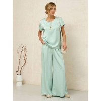 Satin T-shirt wide trousers suit