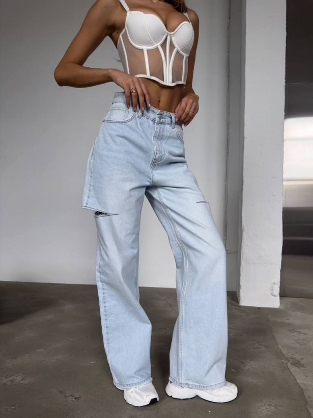 Wide leg jeans with slits