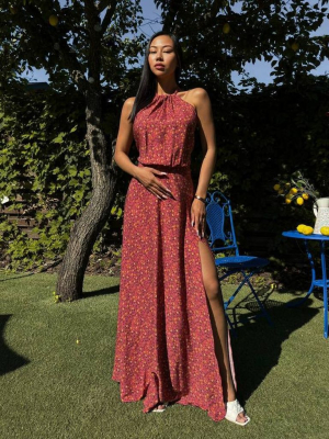 Довга сукня халтер в квіти з розрізом на спині 