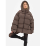 Коричневий пуховик oversized з капюшоном