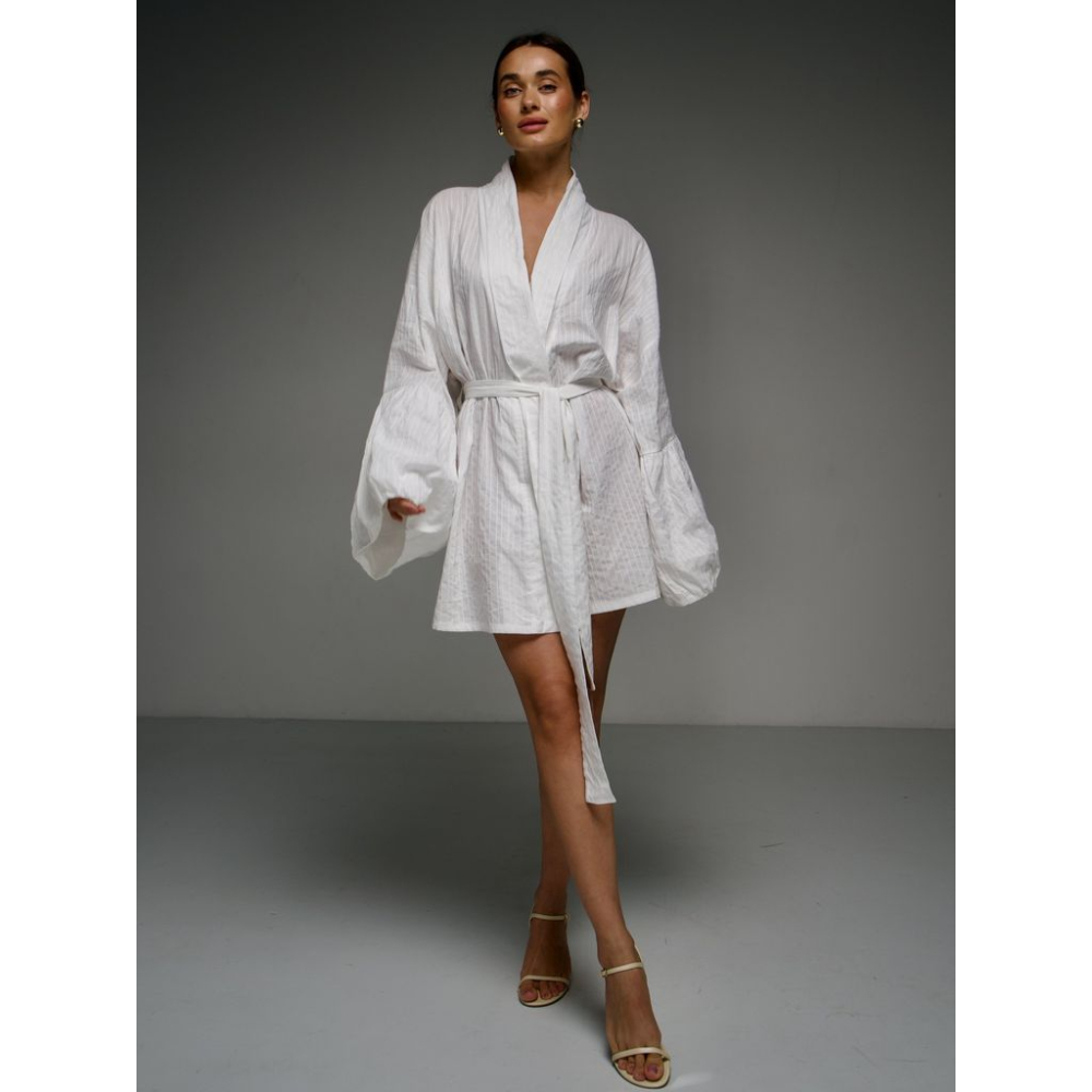 Біла коротка сукня кімоно з бавовни шиття Біла коротка сукня кімоно з бавовни шиття