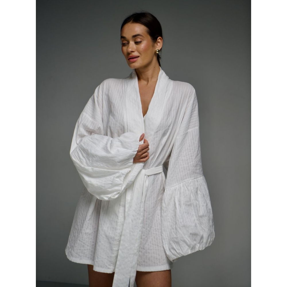 Біла коротка сукня кімоно з бавовни шиття Біла коротка сукня кімоно з бавовни шиття