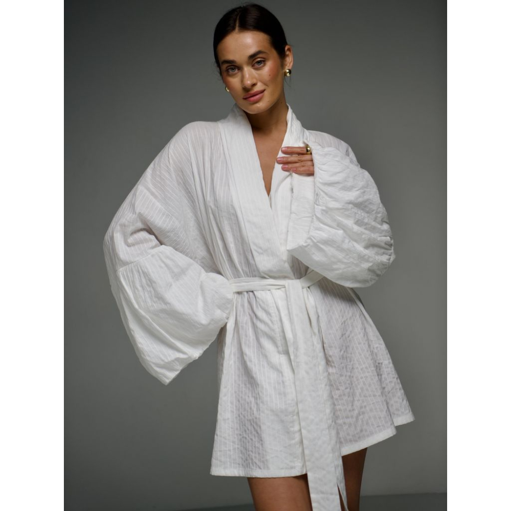 Біла коротка сукня кімоно з бавовни шиття Біла коротка сукня кімоно з бавовни шиття