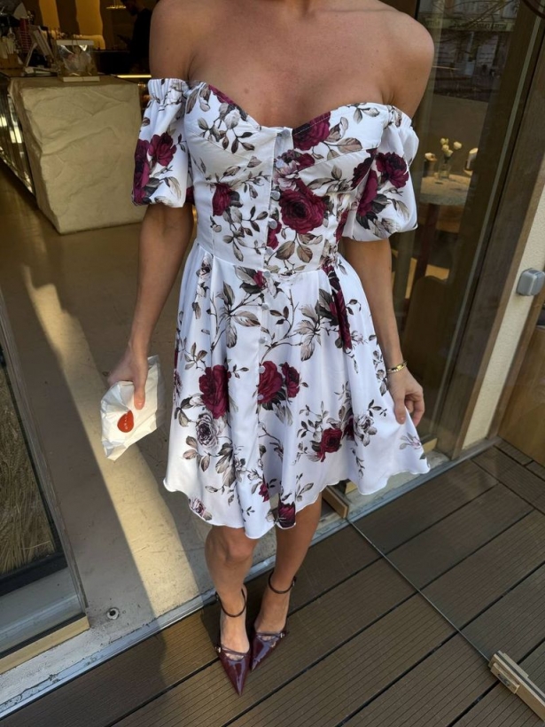 White cotton roses print puff sleeves mini dress