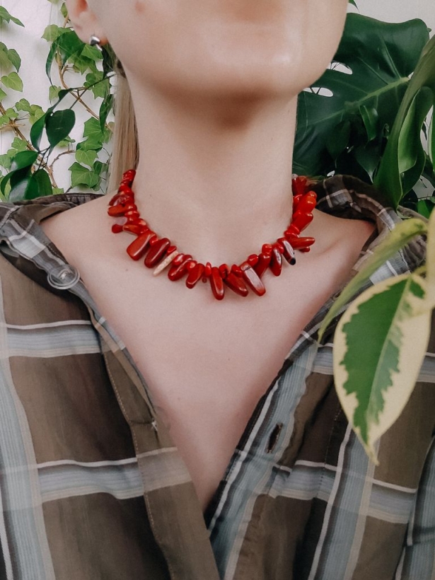 Red coral and red jasper choker necklace
