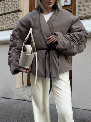 Демісезонна коротка куртка кімоно мокко