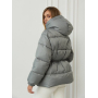 Сіра зимова куртка з куліскою на талії