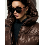 Шоколадний короткий зимовий пуховик oversize