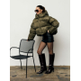 Короткий зимовий пуховик хакі oversize