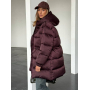 Винний подовжений зимовий пуховик