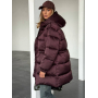 Винний подовжений зимовий пуховик