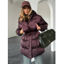 Винний подовжений зимовий пуховик