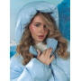 Блакитний короткий зимовий пуховик oversize