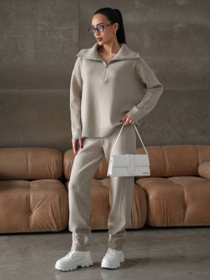 Кашеміровий костюм з джемпером зі змійкою