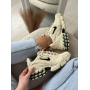 Бежеві кросівки Nike Stussy Air Zoom Spiridon 