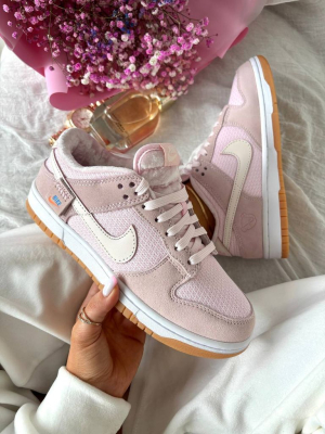 Кросівки рожеві Nike Dunk Low Teddy Bear Pink