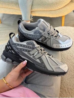 Кросівки сірі New Balance 1906R Grey