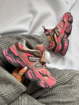 Кросівки рожево-сірі New Balance 9060 Custom Pink