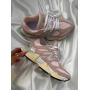 Кросівки бежево-рожеві New Balance 9060 Pink