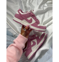 Кросівки біло-рожеві Nike SB Dunk Low White Pink