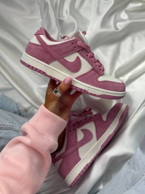 Кросівки біло-рожеві Nike SB Dunk Low White Pink
