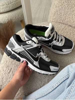 Кросівки Nike Vomero Zoom 5 Grey Black