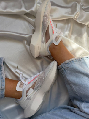 Кросівки білі літні з сітки Nike Vista White-Red