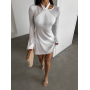 Пляжна сукня біла коротка з довгими рукавами 
