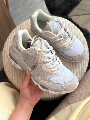 Кросівки бежеві Asics Gel Nyc Beige