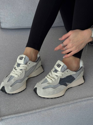 Кросівки сірі замшеві New Balance 327 Grey Black